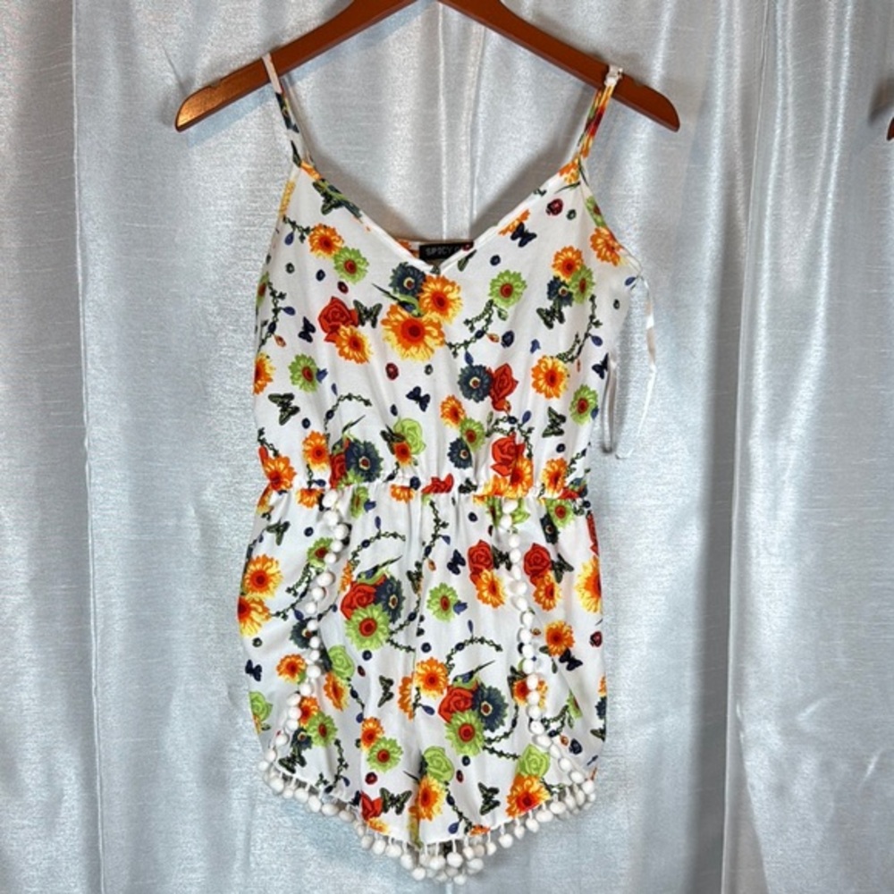 Spicy Girl Floral Romper White Butterfly Pom Pom Trim Summer‎ Beach Size S